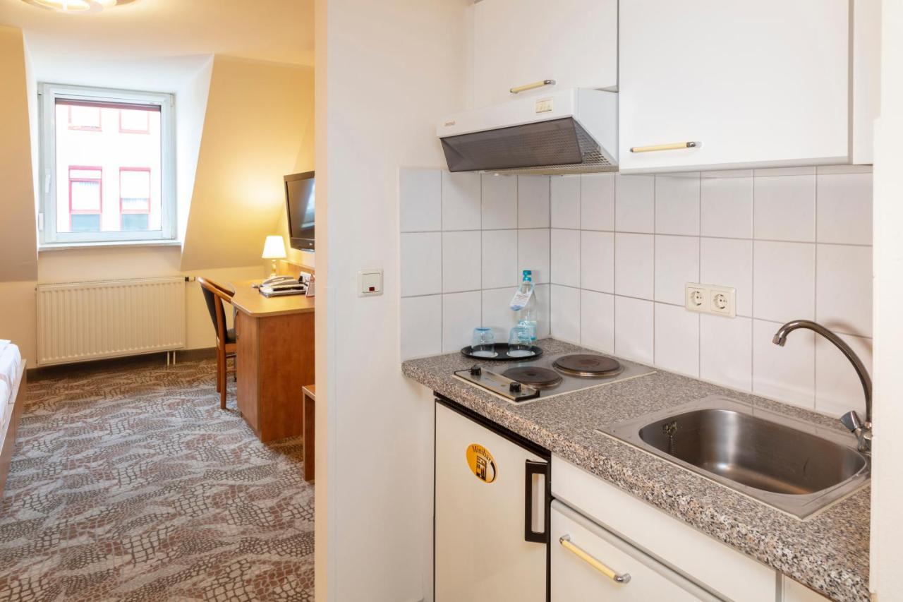 Maximilian Hotel & Apartments Weil Am Rhein / Basel Esterno foto